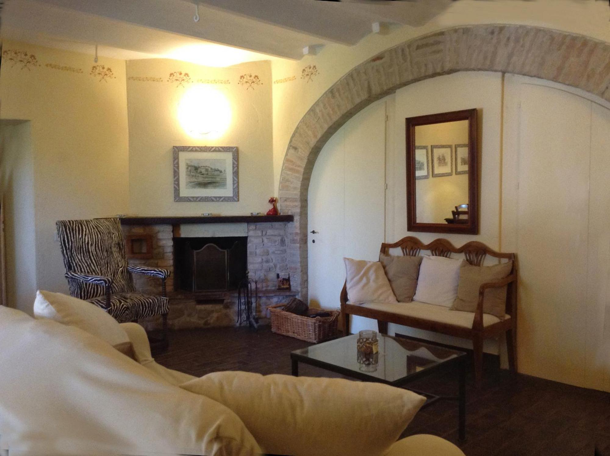 Agriturismo Sant'Illuminato Calzolaro ภายนอก รูปภาพ