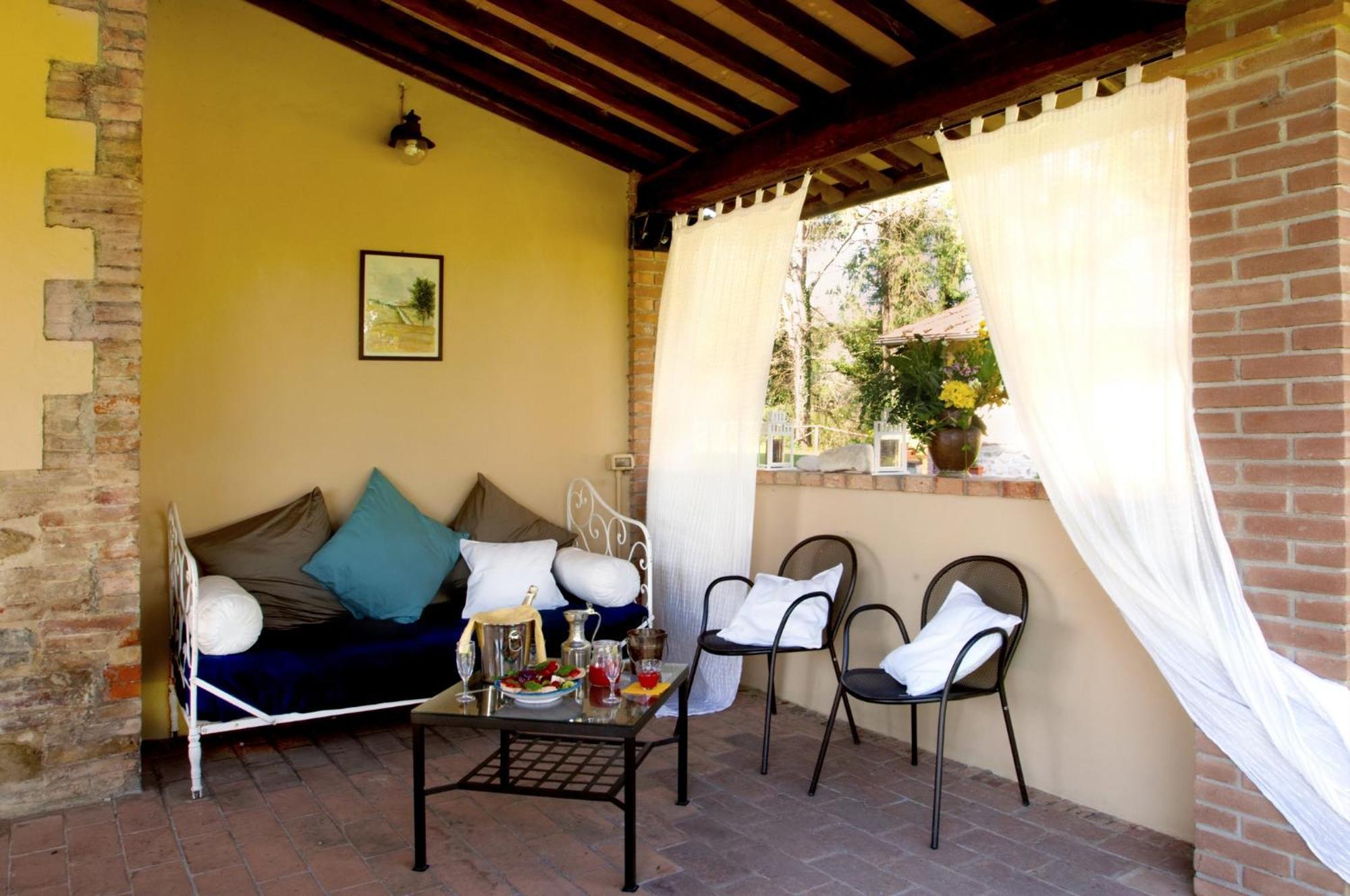 Agriturismo Sant'Illuminato Calzolaro ภายนอก รูปภาพ